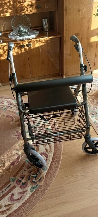 Balkonik chodzik dla seniora