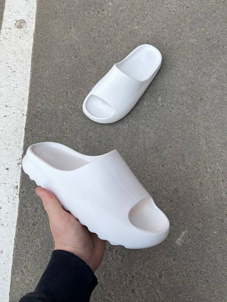 Мужские Шлепки Adidas Yeezy Slide, yezzy slide, изи слайд, шльопанці