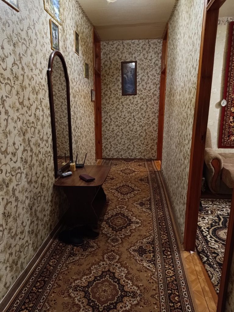 Продам 3-кімнатну квартиру в центрі Чугуєва