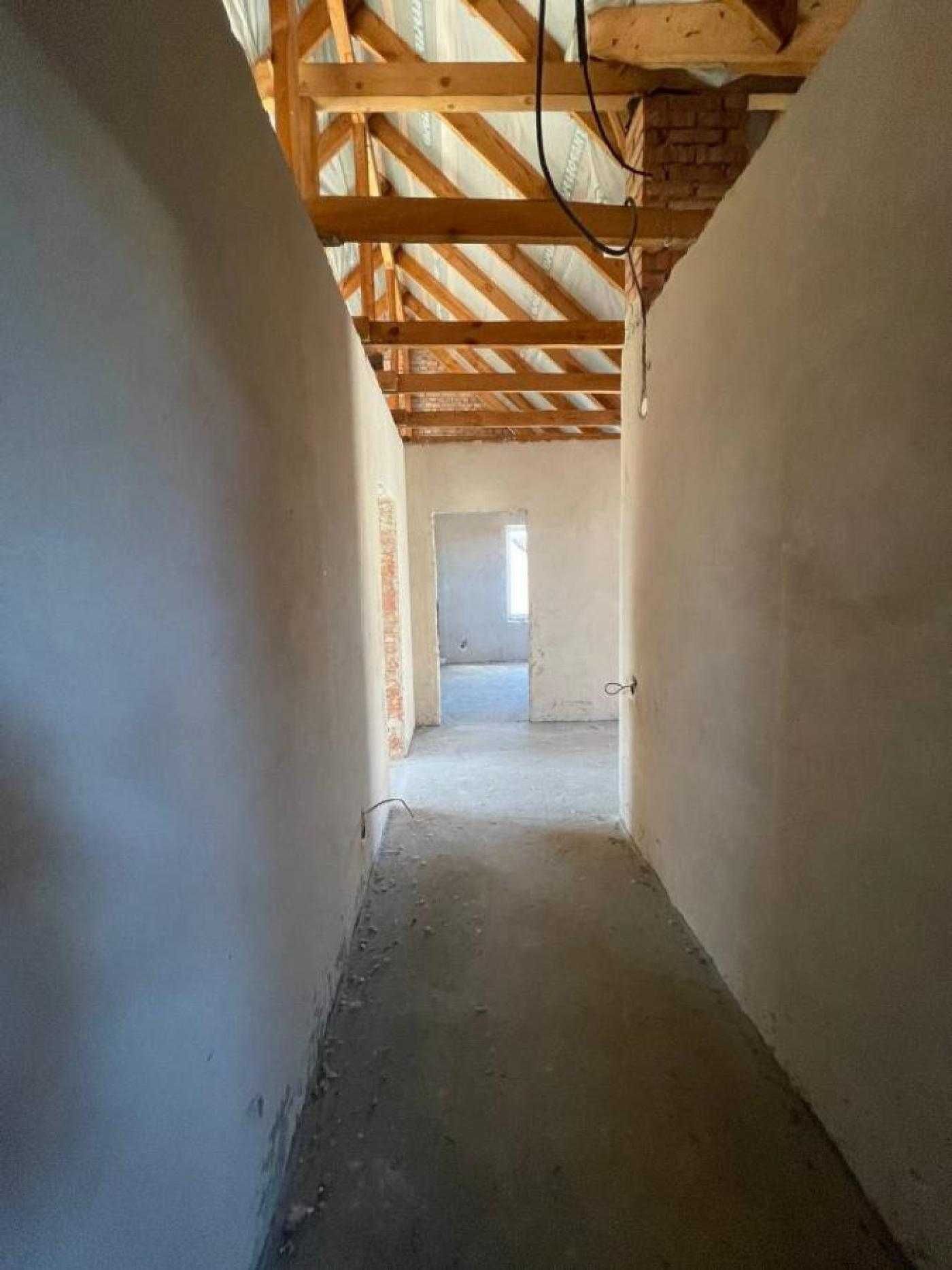 Продаж котеджу в КМ ''Ледовський''