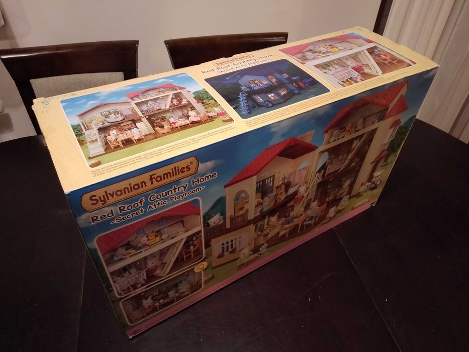 Sylvanian Families, 5708; miejski domek + wyposażenie