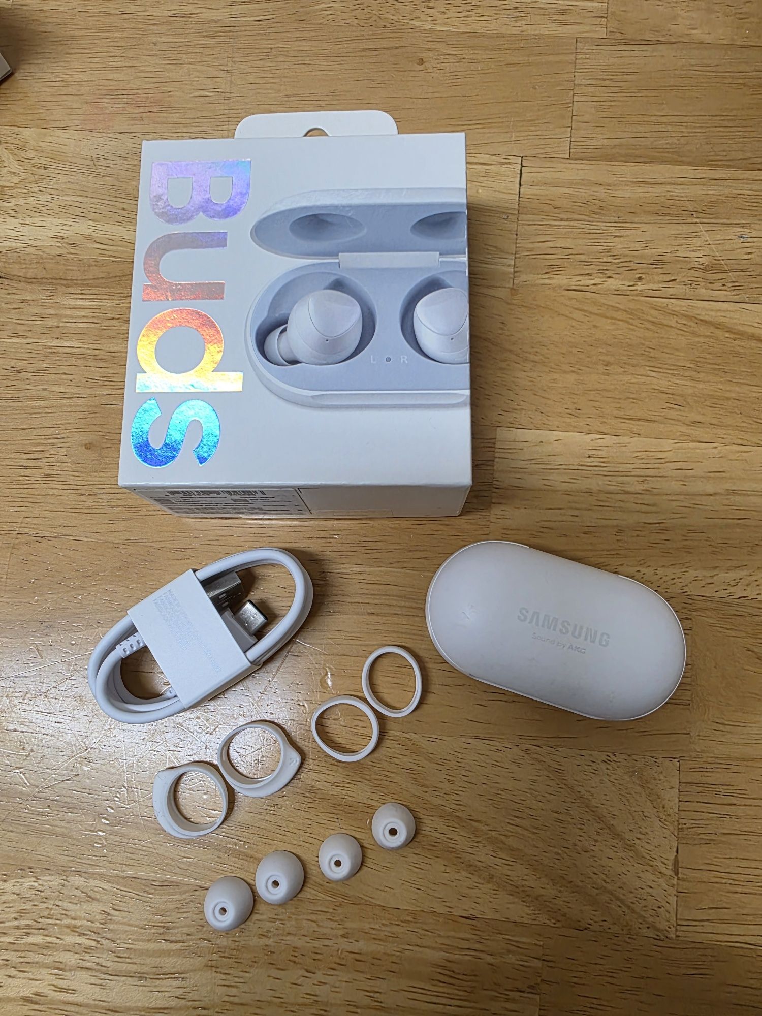 Samsung Galaxy Buds (SM-R170) - Perfeito Estado!
.
.