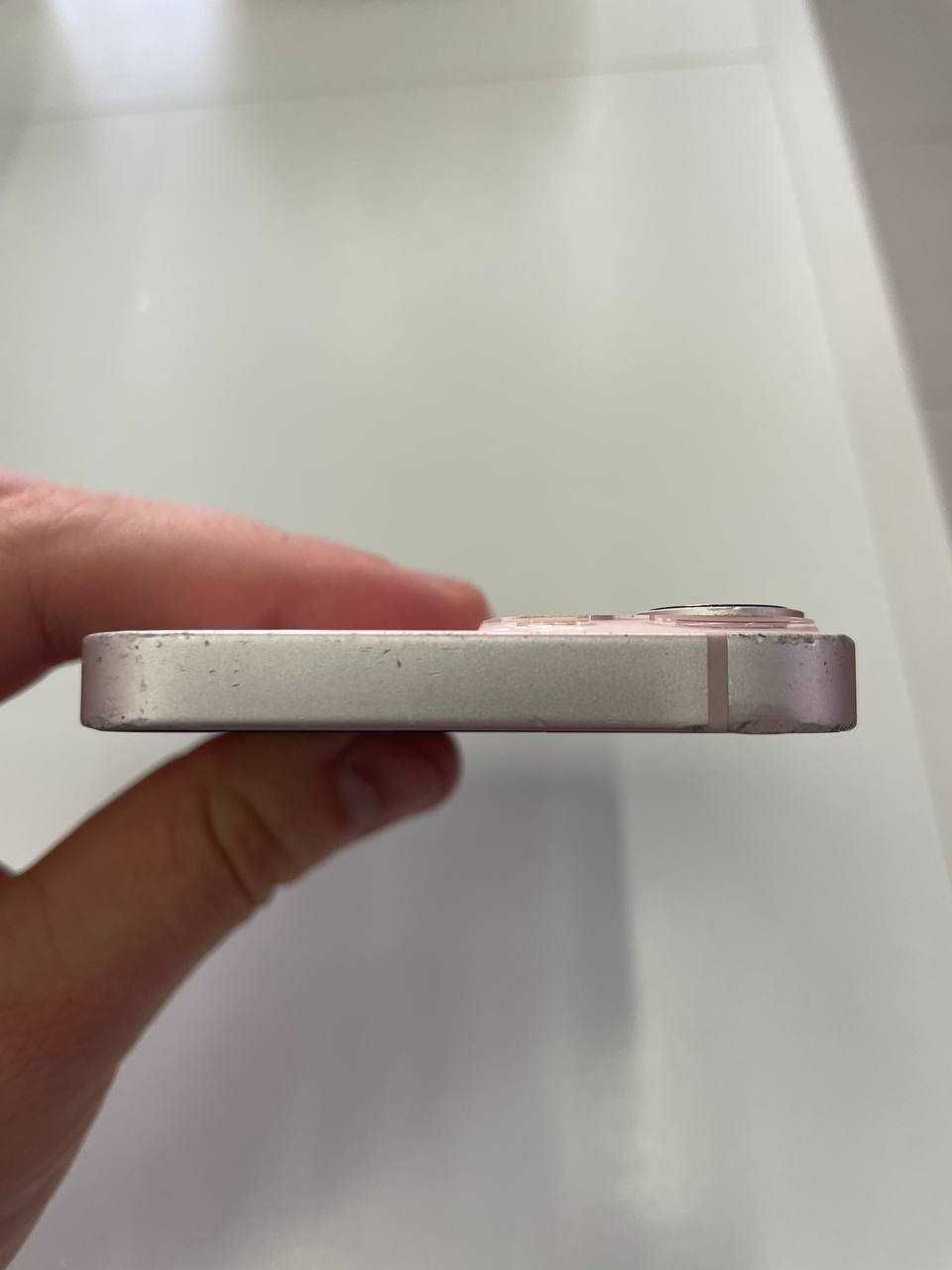 Б/У Apple iPhone 13 Mini 128GB Pink на запчастини