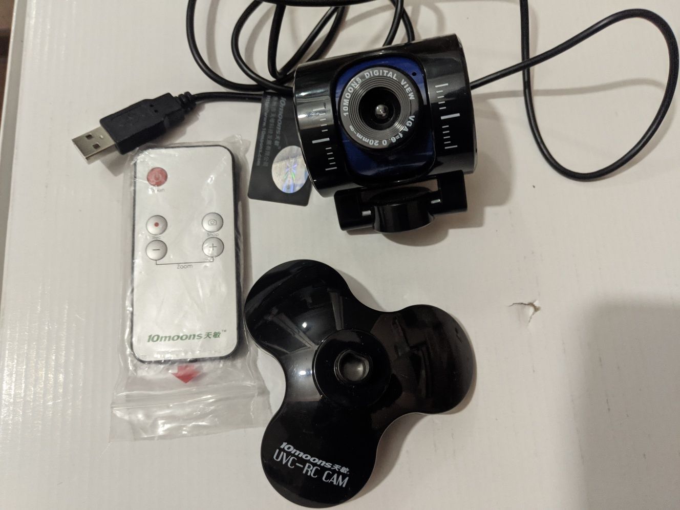 Вебкамера для компьютера 10moons D804rc с пультом