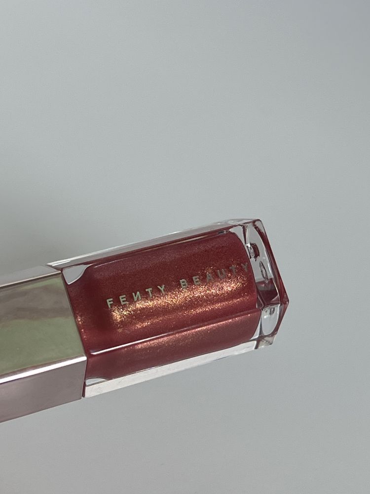 Fenty Beauty Gloss Bomb błyszczyk do ust