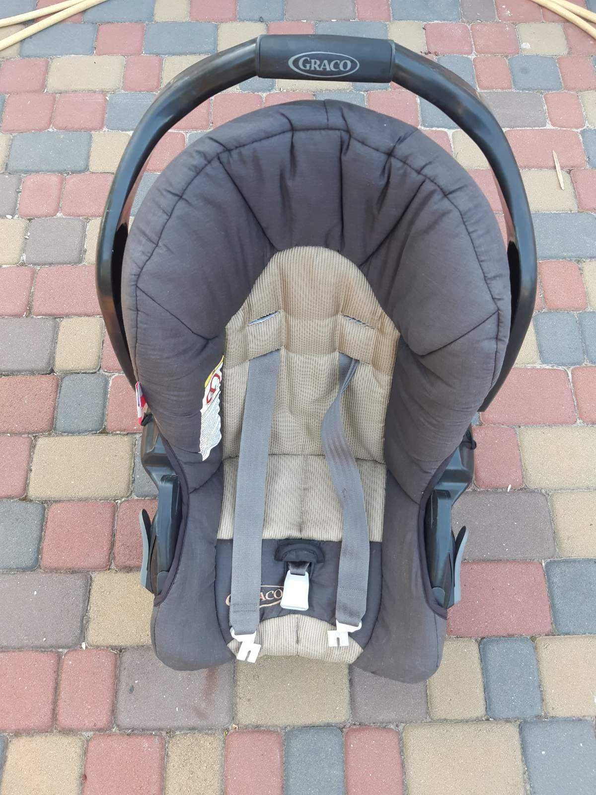 Автокрісло в машину maxi cosi Graco