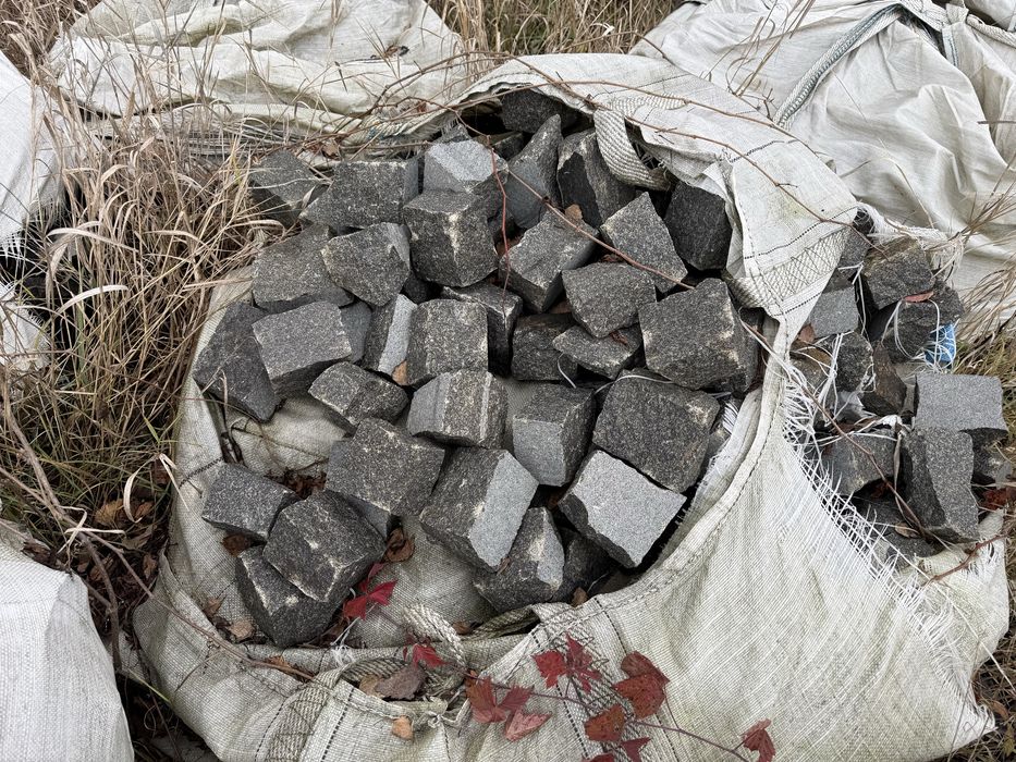 Бруківка Гранітна  Габро