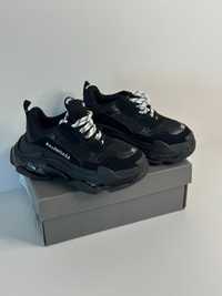 Buty Balenciaga Triple S, rozmiar 35