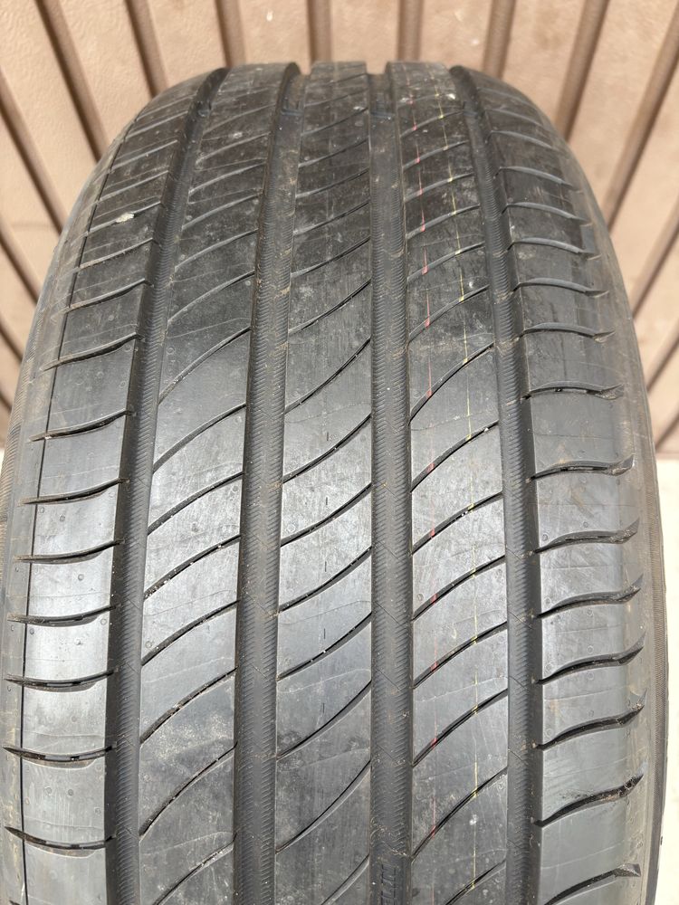 Michelin Primancy 4 DEMO 235/45/20 100V