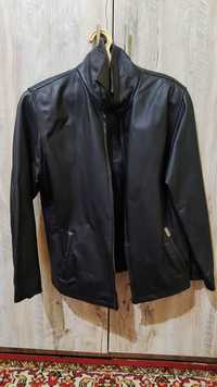 Продам кожану куртку, розмір М, 48-50
