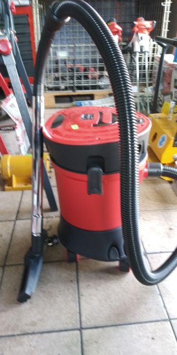 Odkurzacz Martix VTC 1200 touch