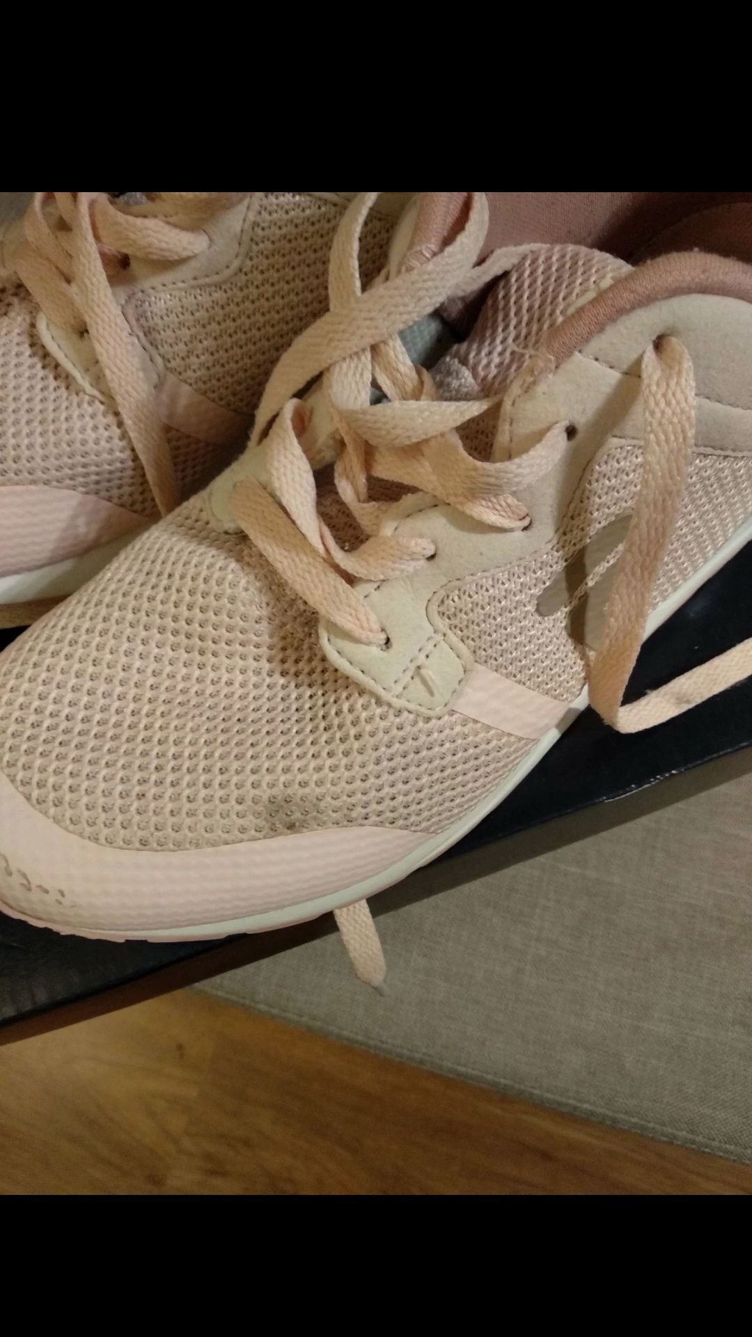 Buty sportowe dziewczęce Fila roz 38