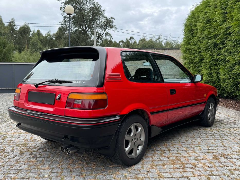 Toyota Corolla GTI 16 AE92