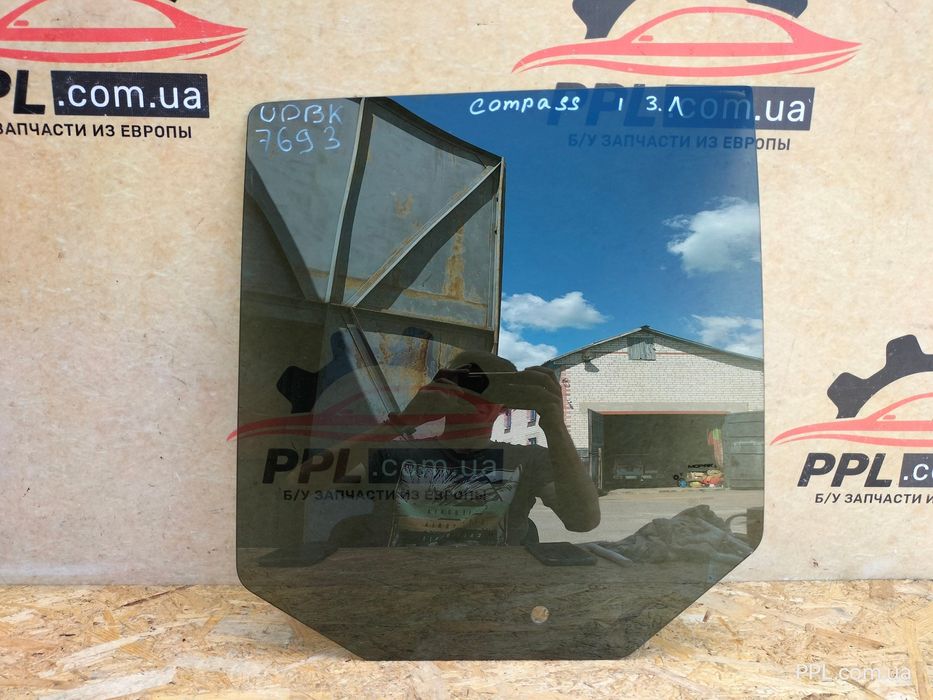 Jeep Compass I 2006-2016 стекло двери заднее левое 12 год