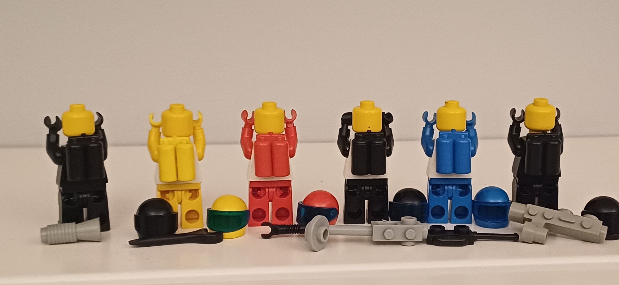 Lego Space - 6703 Space Mini-Figures