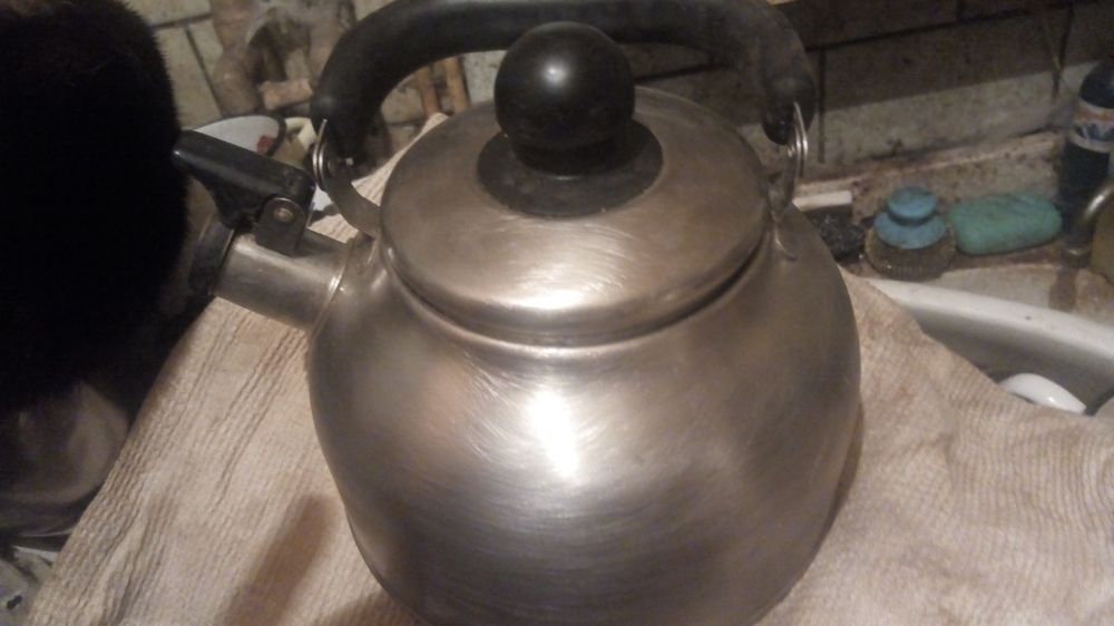 чайник эмалерованный  и  нержавейка