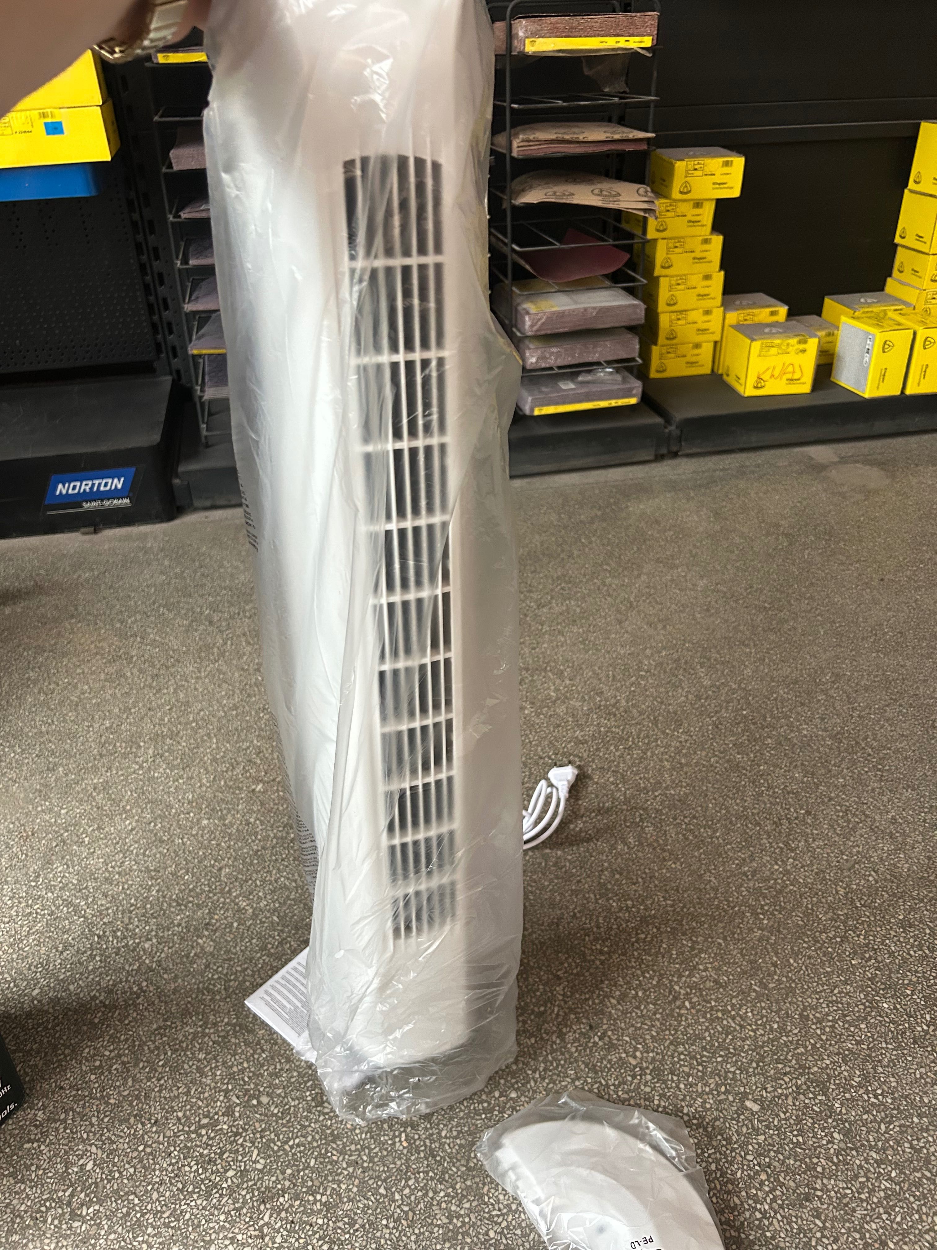 Nowy wentylator wiatrak Pionowy wieżowy solidny obrotowy 81cm Chłodzi