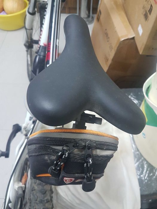 Bicicleta de Homem RockRider com Capacete e Luvas