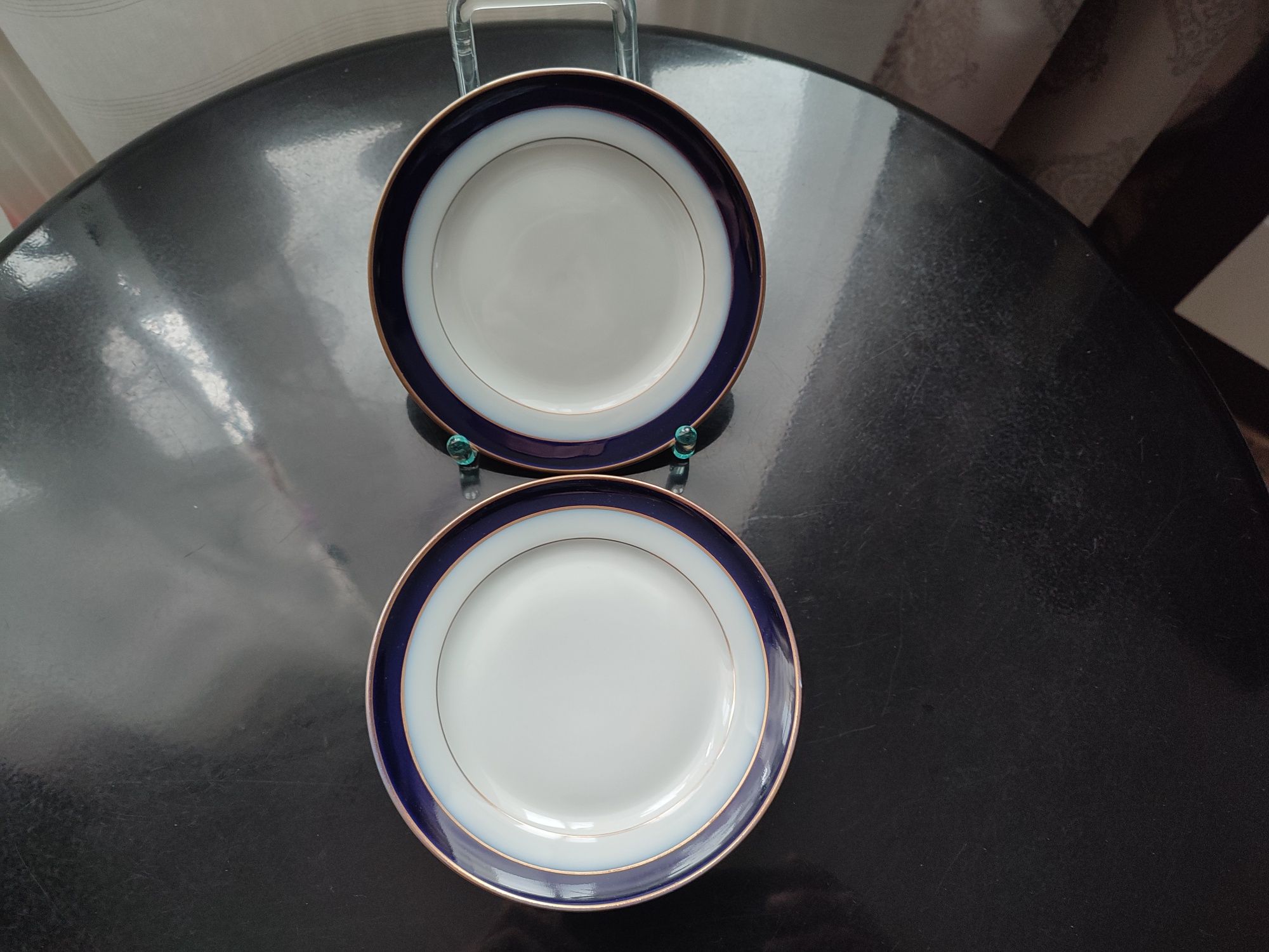 Śliczny zestaw dwóch talerzy deserowych porcelana Hutschenreuther