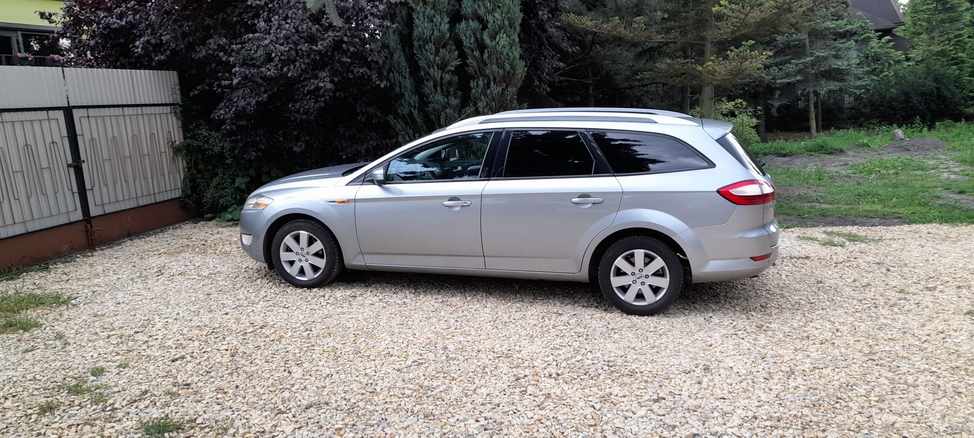 Ford Mondeo mk4 2.0 tdci