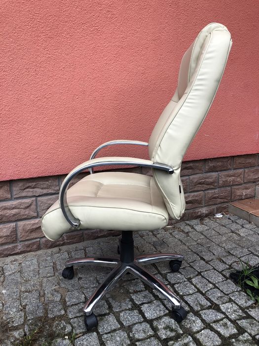 Fotel biurowy,obrotowy  Sigma.Możliwy dowóz.