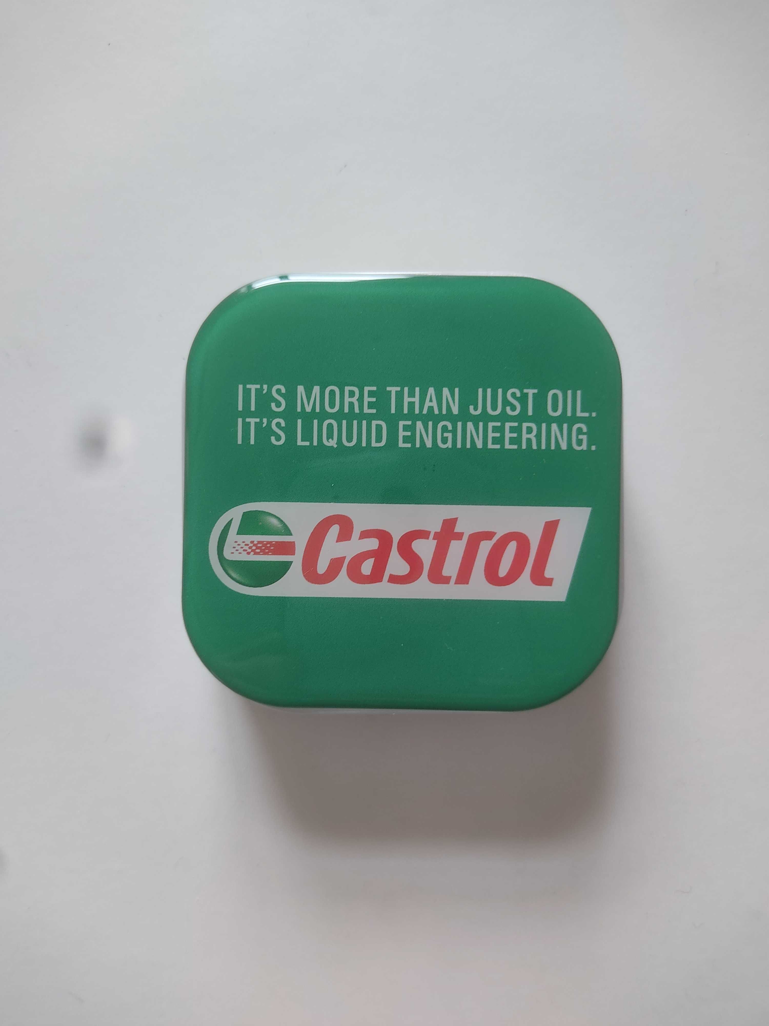 Auriculares com caixa e borrachas Castrol NOVOS