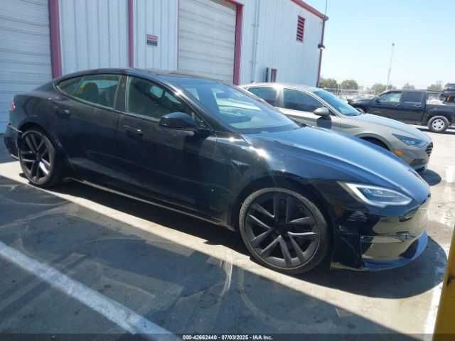 Tesla Model S Long Range Dual Motor All-wheel Drive 2021  *
