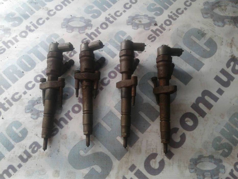 Форсунка 1.9-2.5dci Trafic-Vivaro/Трафик,Виваро,ПримастарТрафік, Вівар