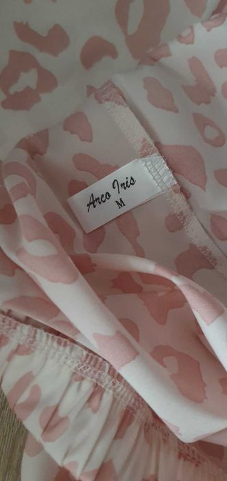 Нова піжамка рожевий леопард 44м  Arco iris