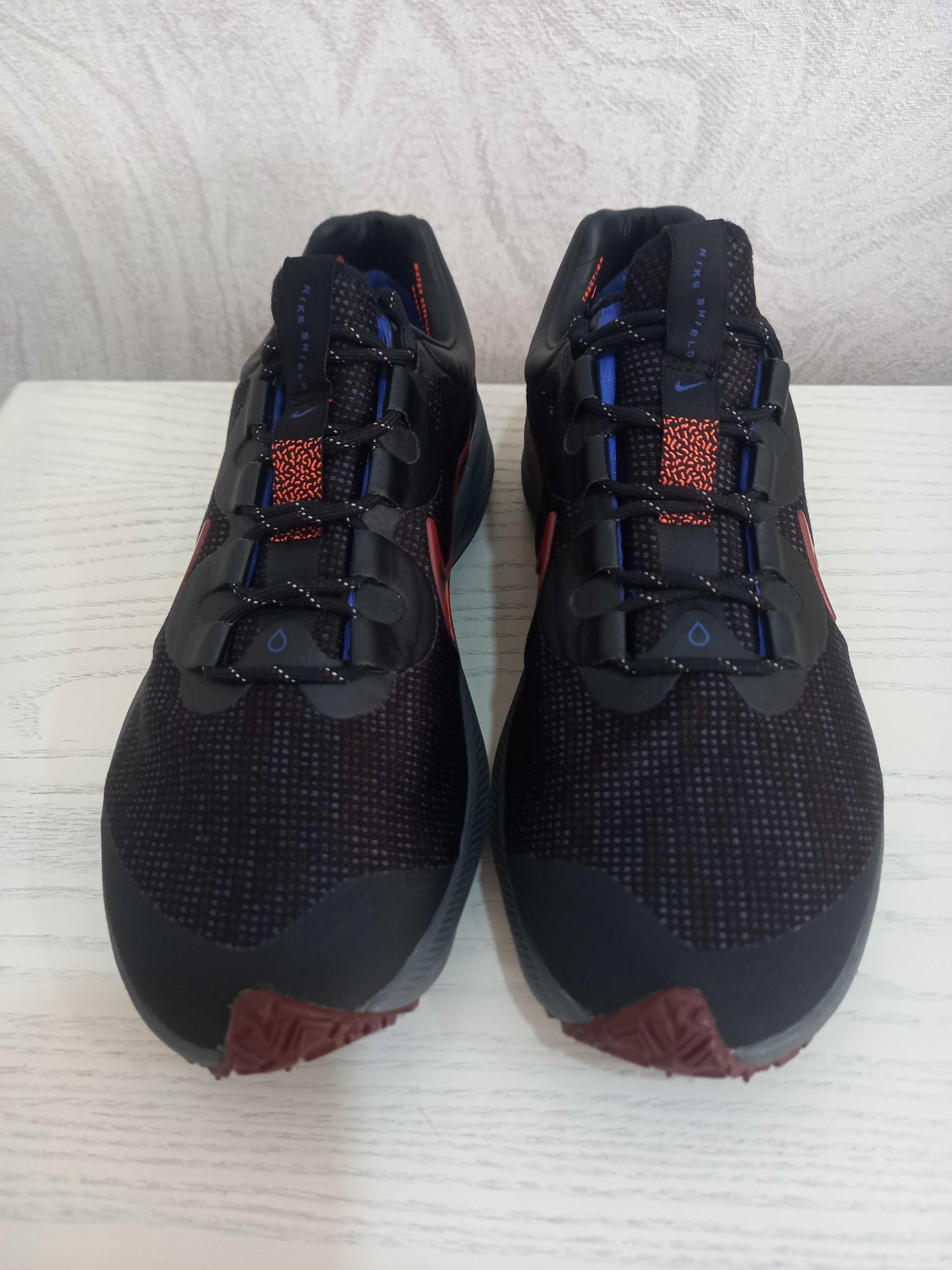 Кросівки Nike Zoom Winflo 8 Shield Нові 41р.