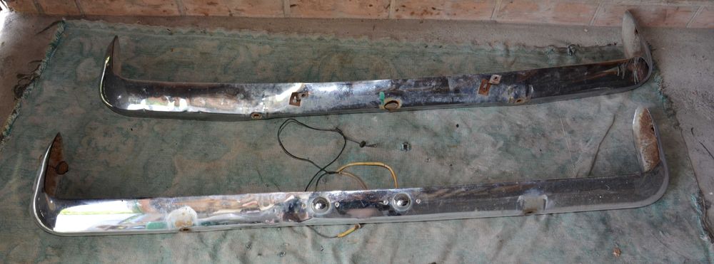 Бампера до Москвича ціна за 2 шт.