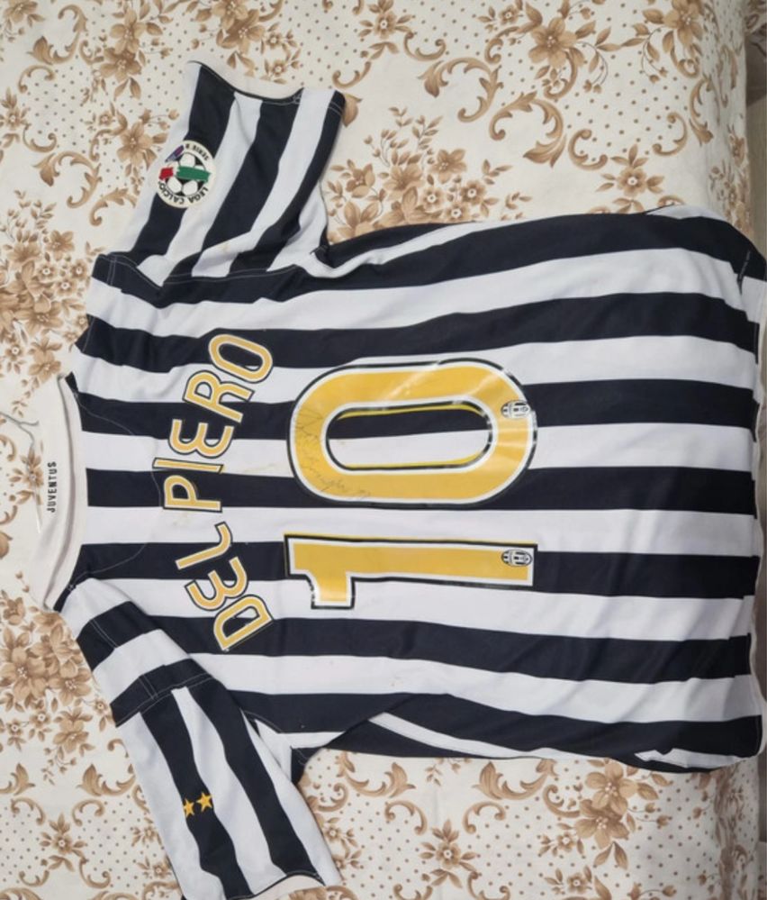 Camisola autografada del piero