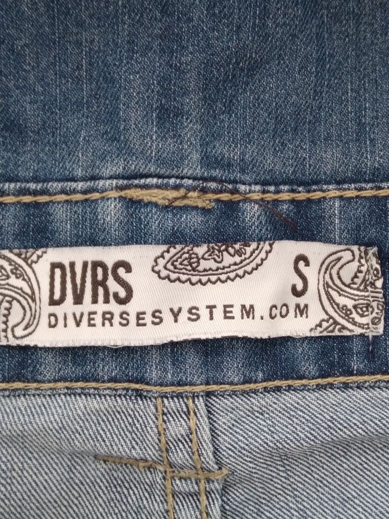 Diverse spodenki jeans ogrodniczki