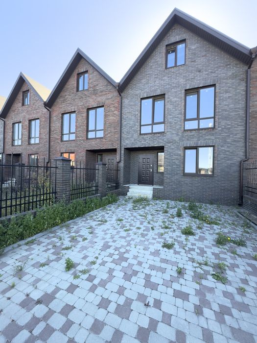 Таунхаус проспект Козацький. Ідеально під Є-ОСЕЛЮ