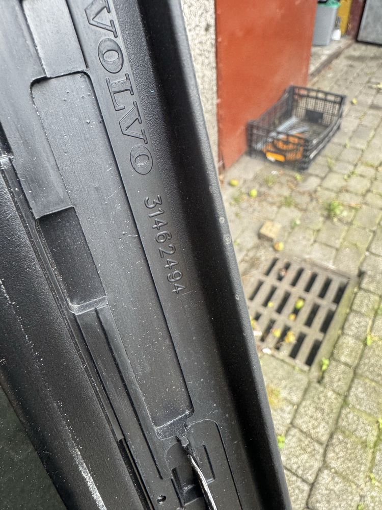 Szyba szyberdach volvo xc40  31462,494