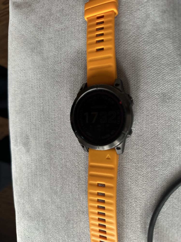 Garmin Fenix 7 Sapphire Solar dużo dodatków