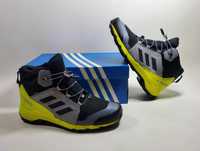Ботинки черевики Adidas Terrex mid GTX (р. 40) кросівки gore-tex