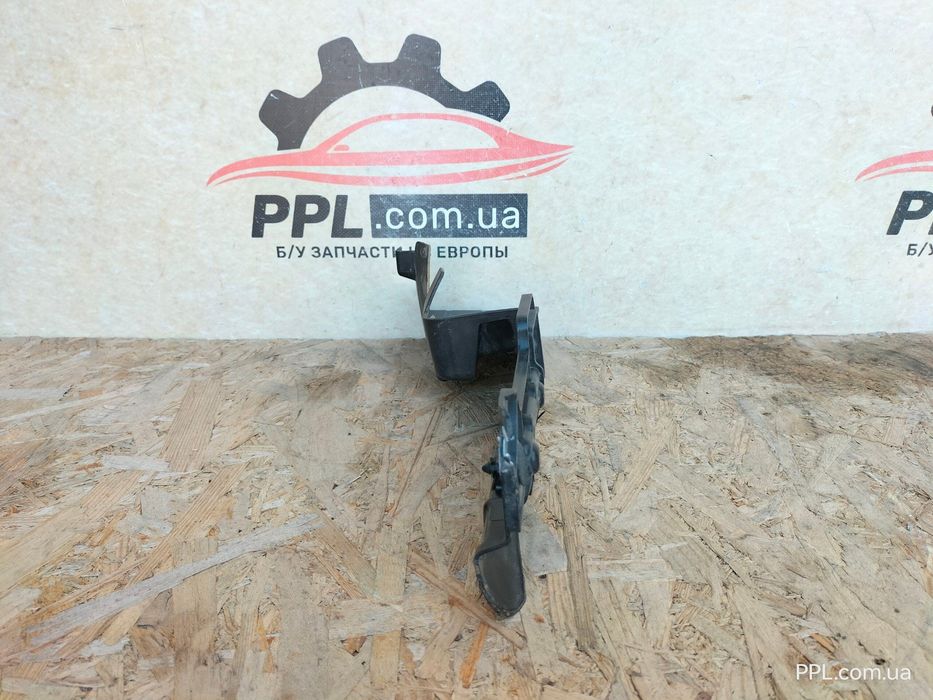 Ford Transit Connect MK2 18-21 Дефлектор радиатора левый KT1B-8A261-CA