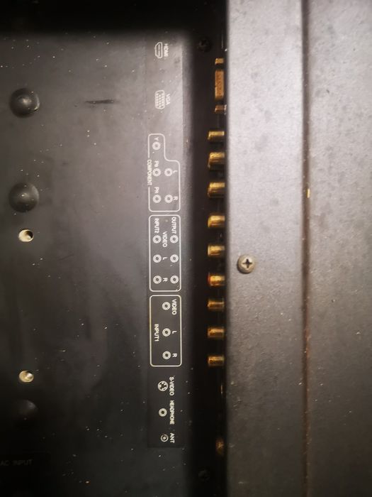 Телевізор Saturn 32 дюйми