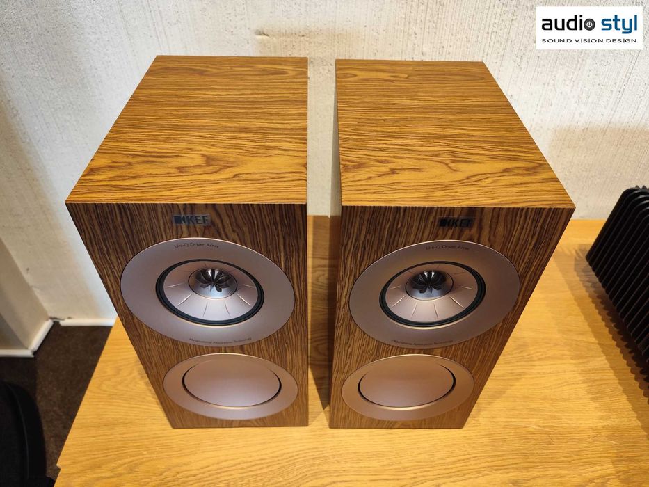 KEF R3 Meta orzech OUTLET!