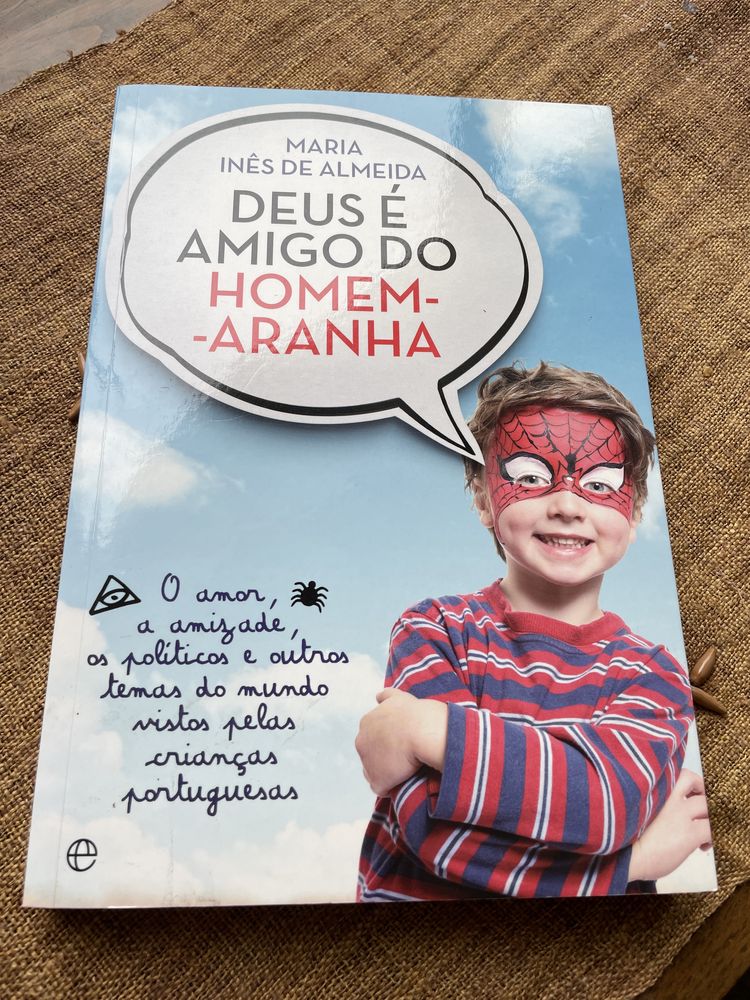 Livro “Deus é amigo do Homem-aranha”