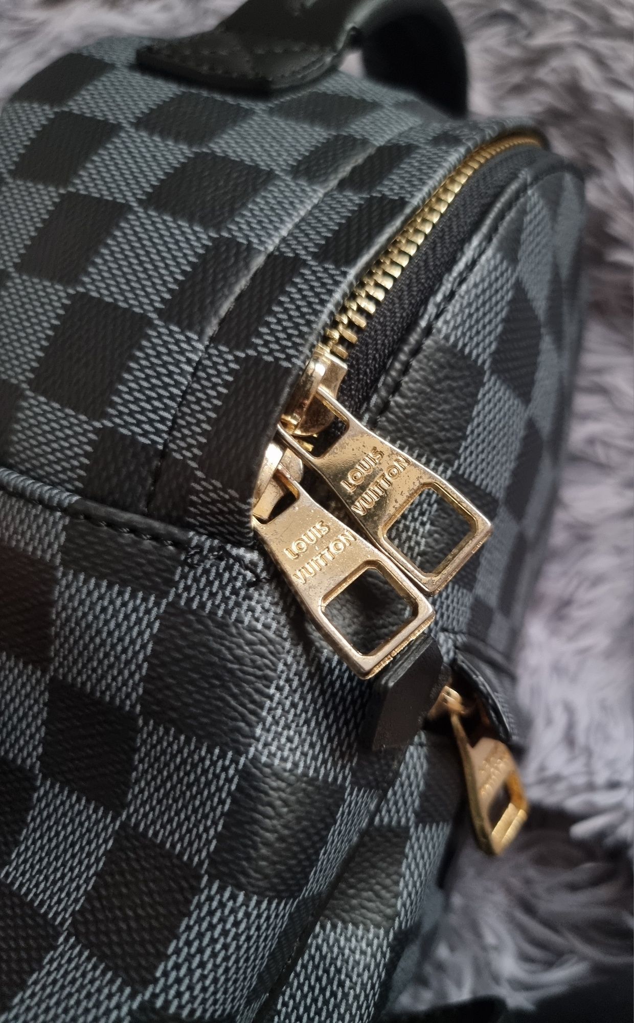 Torebka plecak plecaczek jak lv louis vuitton logowana monogram