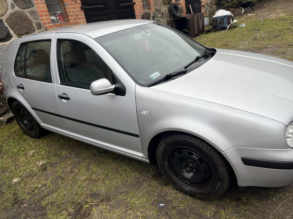 Volkswagen Golf 4 2.0