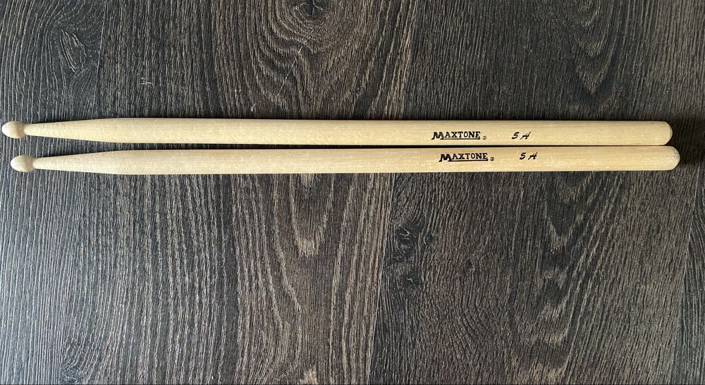 Продам барабанні палички maxtone 5A