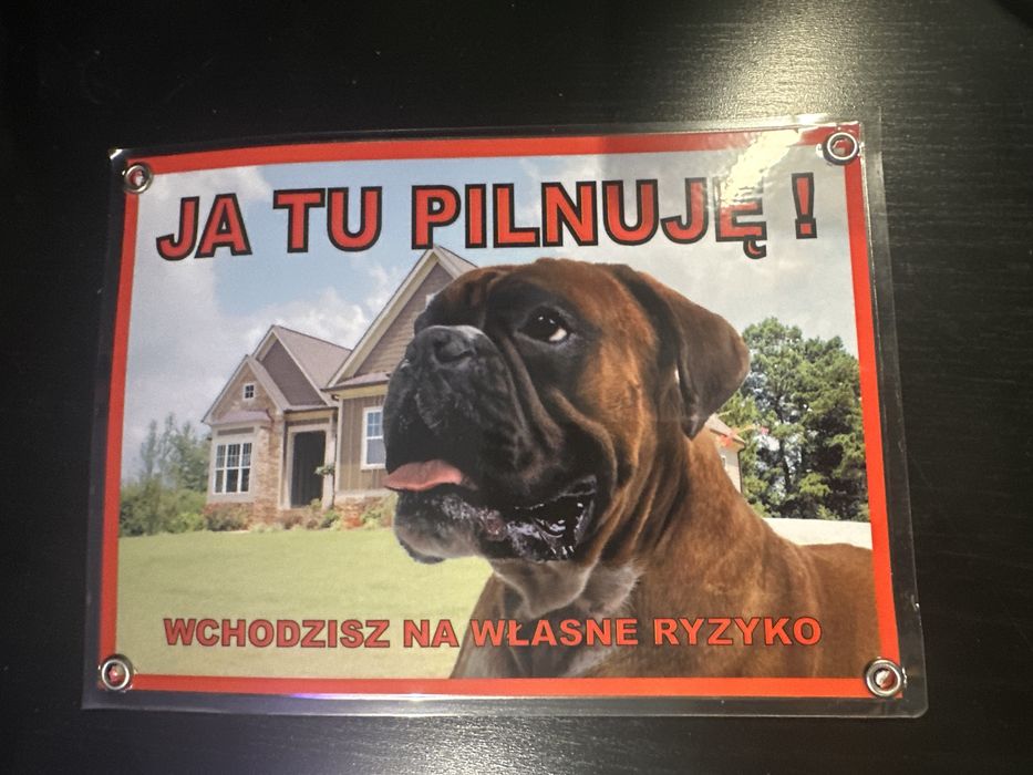 Tabliczka ja tu pilnuje Bokser