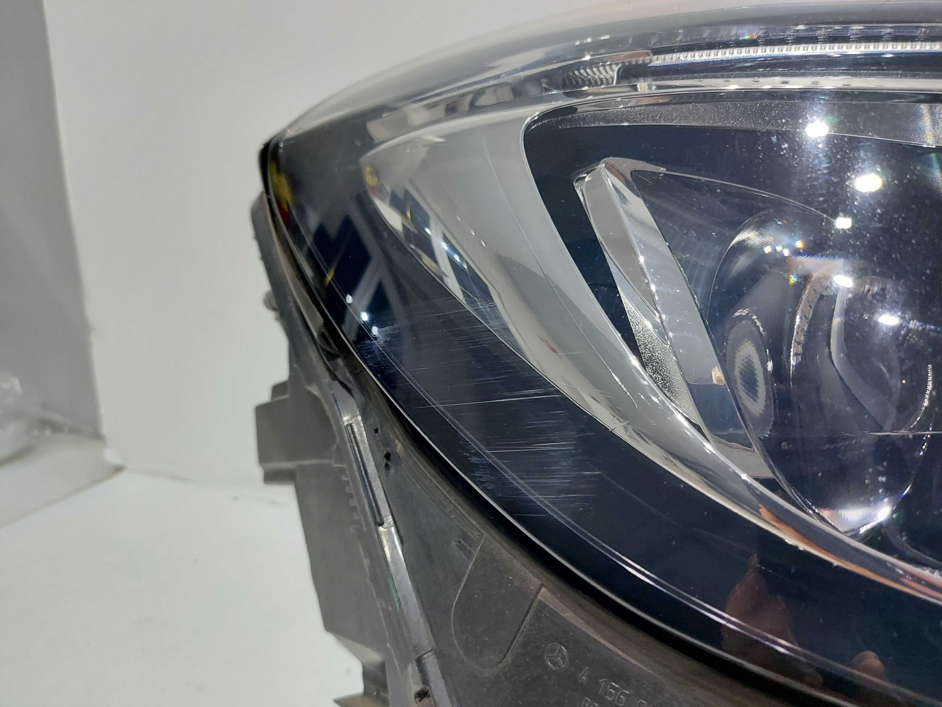 Mercedes X156 GLA 17-19 Reflektor prawy LED HIGH PERFORMANCE 5PIN EU