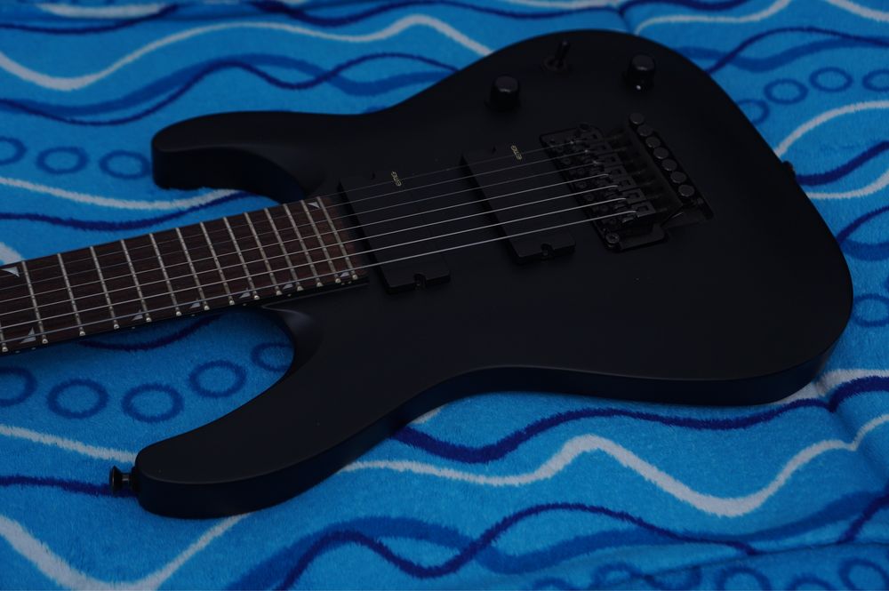 Jackson dinky 7 slattxmg3-7 czarna matowa gitara