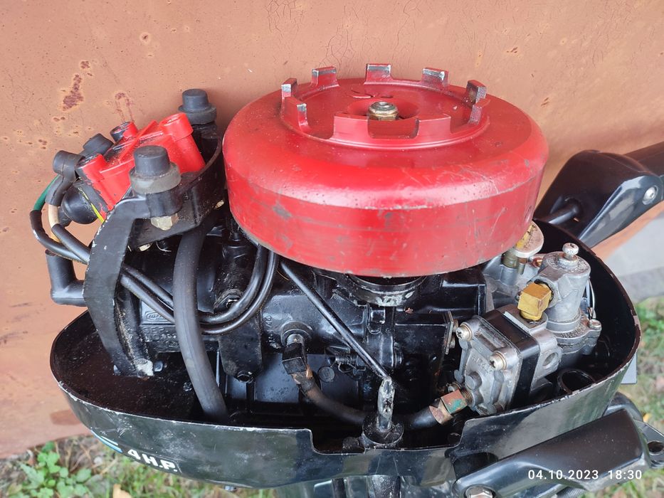 Продам двигун MERCURY MARINE 4 H.P.