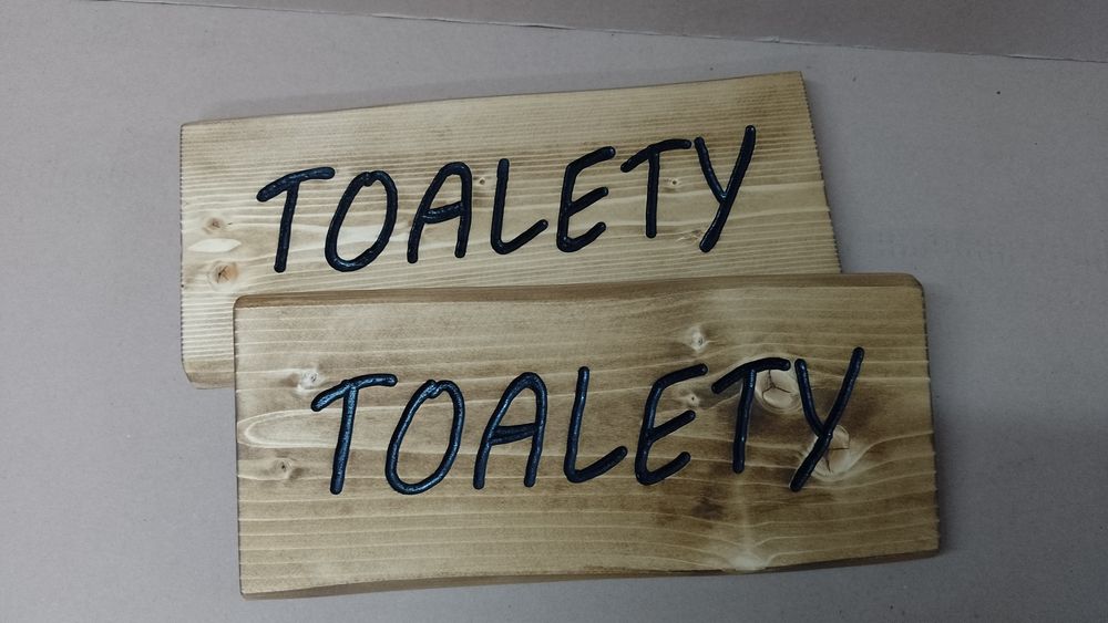 TOALETY  szyld drewniany tabliczka informacyjna znak deska grawer