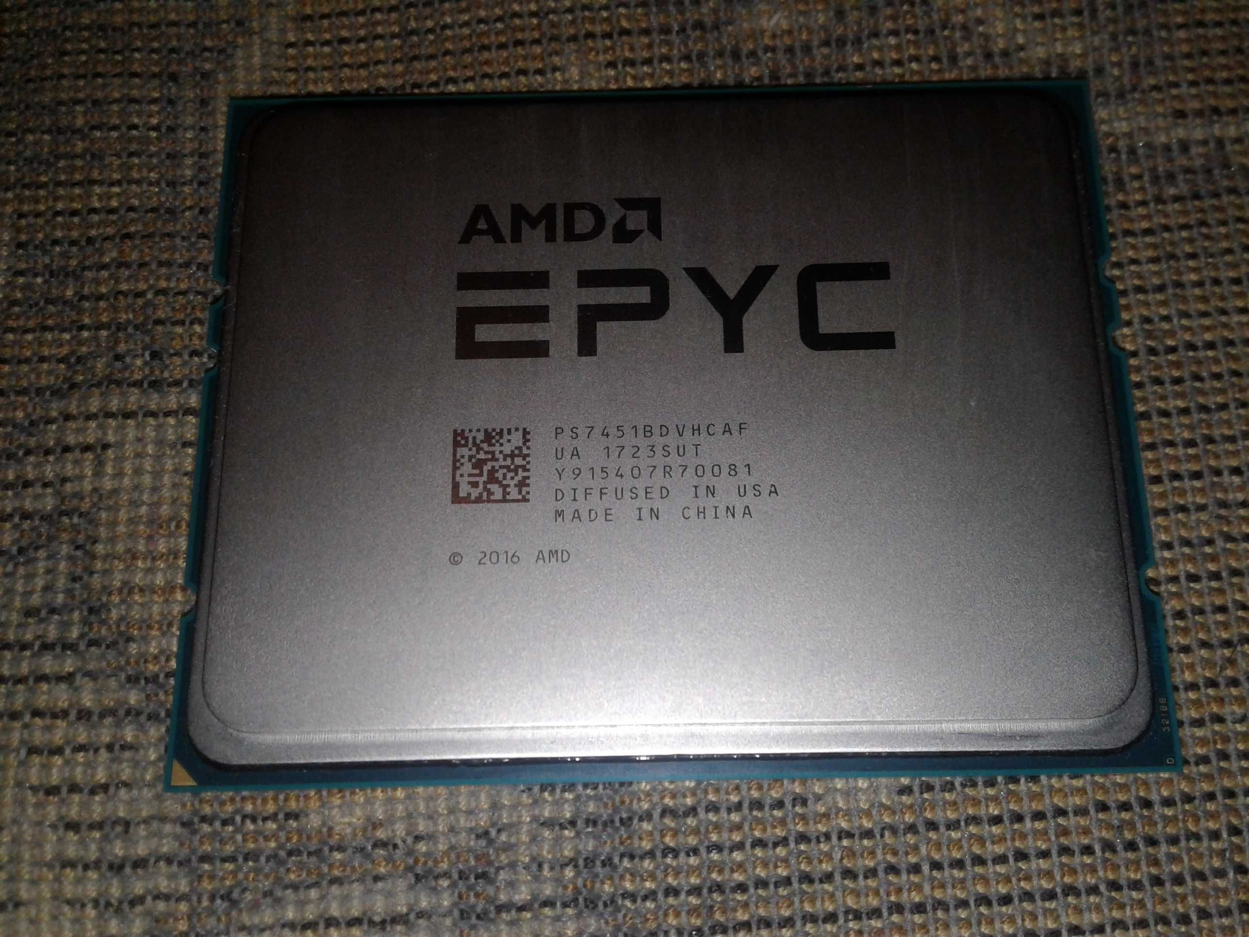 Процессор "AMD Epyc 7451" под сокет lga 4094 (Socket SP3)